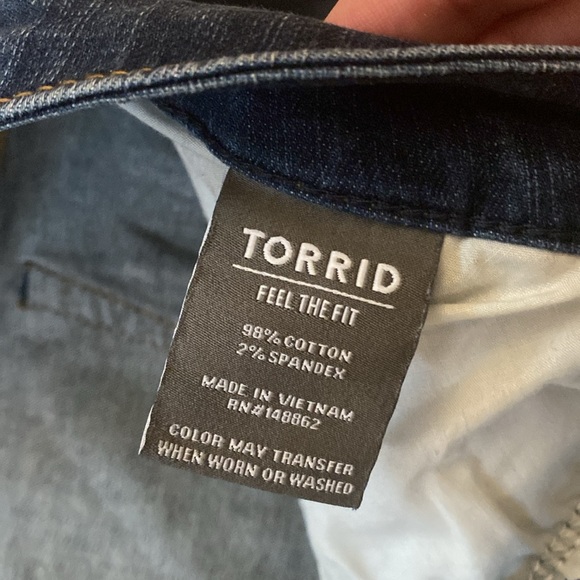 Torrid, size 26, Bermuda style - Picture 4 of 4